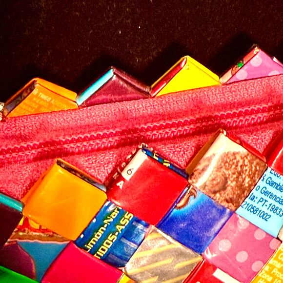 Vintage Recycled Candy Wrapper Shoulder Bag or Clutch - Picture 4 of 8